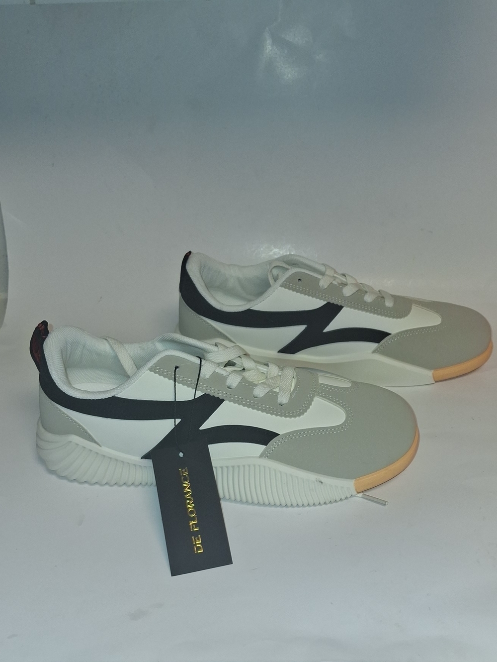 Men's DE Florence Gray & Black Lightweight Sneakers